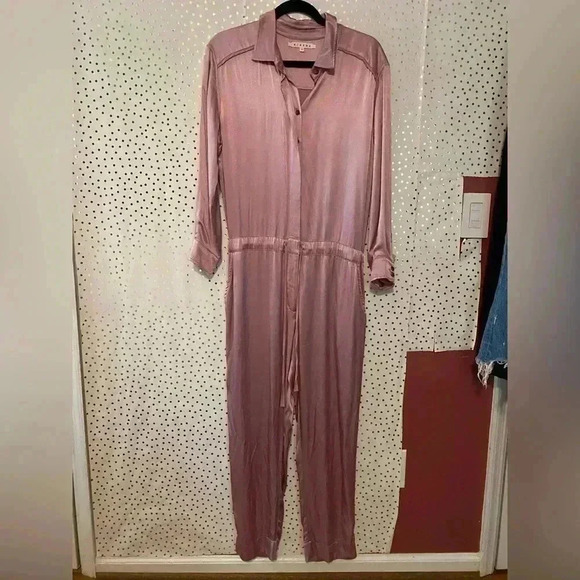 XiRENA Pink Jumpsuit - Picture 1 of 9